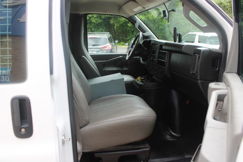 Chevrolet Express Cargo Van RWD 2500 135" 2016