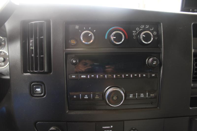 Chevrolet Express Cargo Van RWD 2500 135" 2016