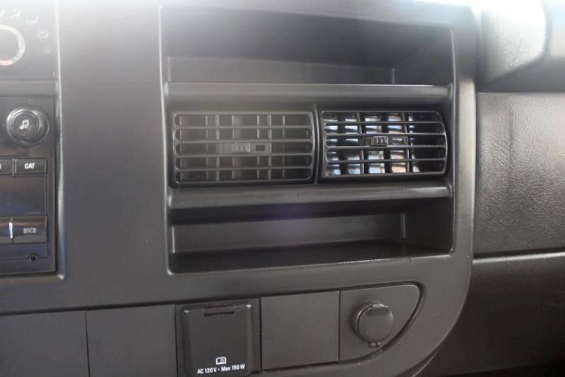 Chevrolet Express Cargo Van RWD 2500 135" 2016