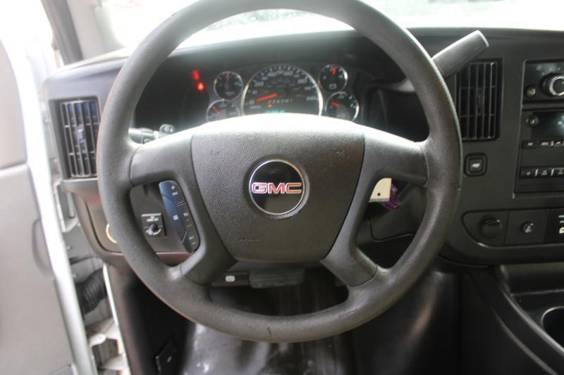 GMC Savana Cargo Van RWD 2500 135" 2020