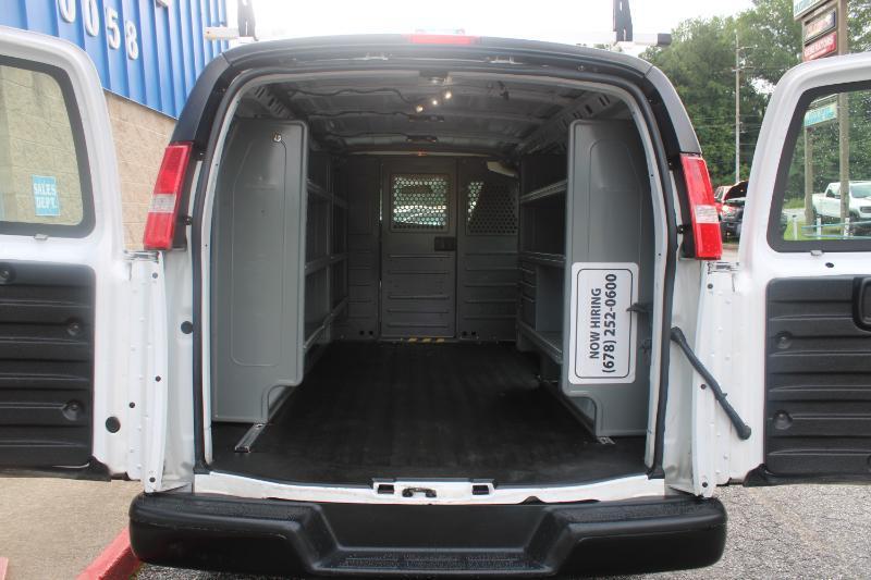 GMC Savana Cargo Van RWD 2500 135" 2020