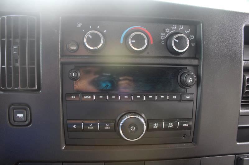 GMC Savana Cargo Van RWD 2500 135" 2020