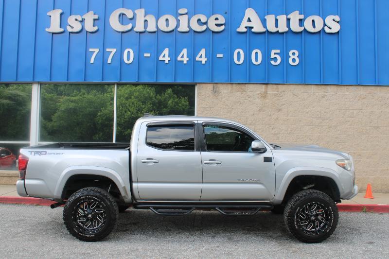 Toyota Tacoma TRD Off Road Double Cab 5' Bed V6 4x2 AT (Natl) 2018