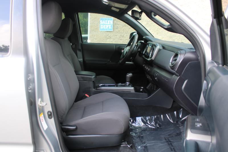 Toyota Tacoma TRD Off Road Double Cab 5' Bed V6 4x2 AT (Natl) 2018