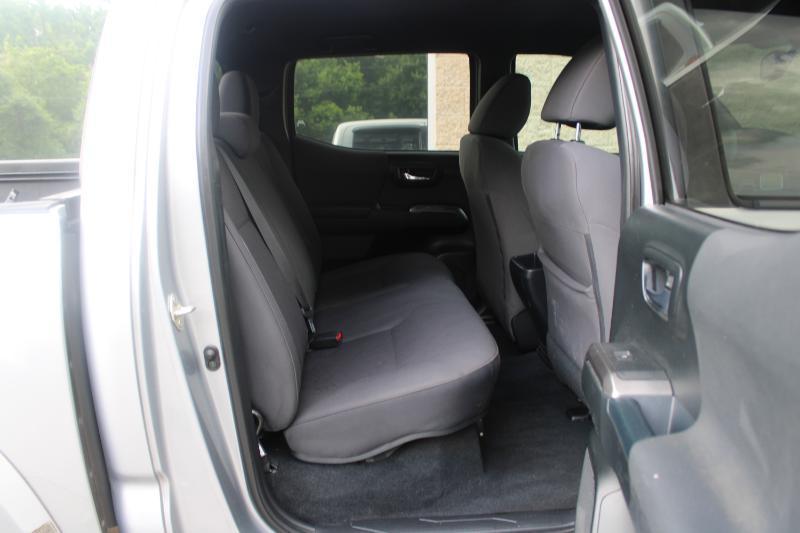 Toyota Tacoma TRD Off Road Double Cab 5' Bed V6 4x2 AT (Natl) 2018