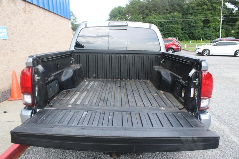 Toyota Tacoma TRD Off Road Double Cab 5' Bed V6 4x2 AT (Natl) 2018