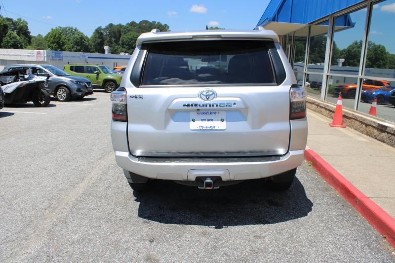 Toyota 4Runner SR5 Premium 2WD (Natl) 2018