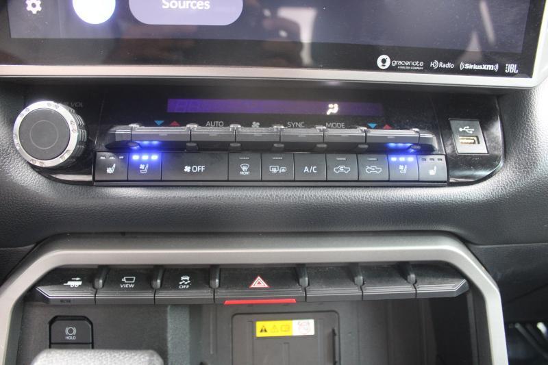 Toyota Tundra 2WD Limited Double Cab 6.5' Bed (Natl) 2022