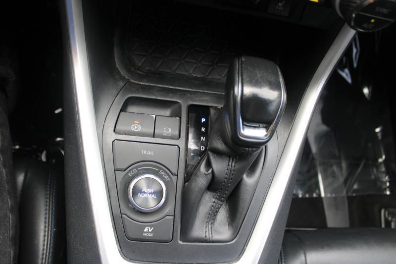 Toyota RAV4 Hybrid XSE AWD (Natl) 2020