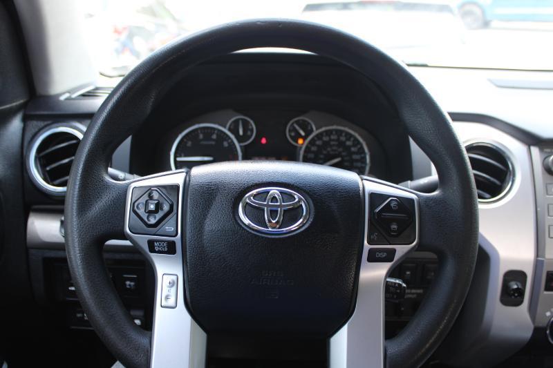 Toyota Tundra 2WD SR5 CrewMax 5.5' Bed 5.7L FFV (Natl) 2017
