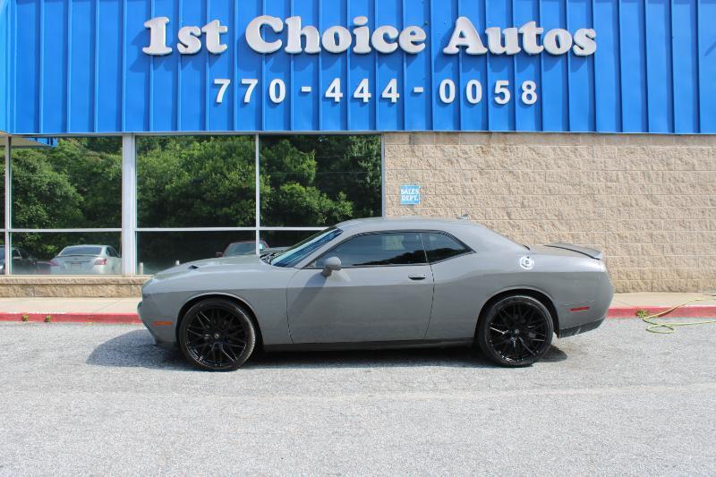Dodge Challenger SXT RWD 2018