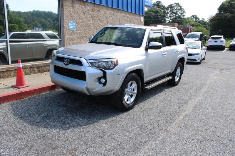 Toyota 4Runner RWD 4dr V6 SR5 (Natl) 2015