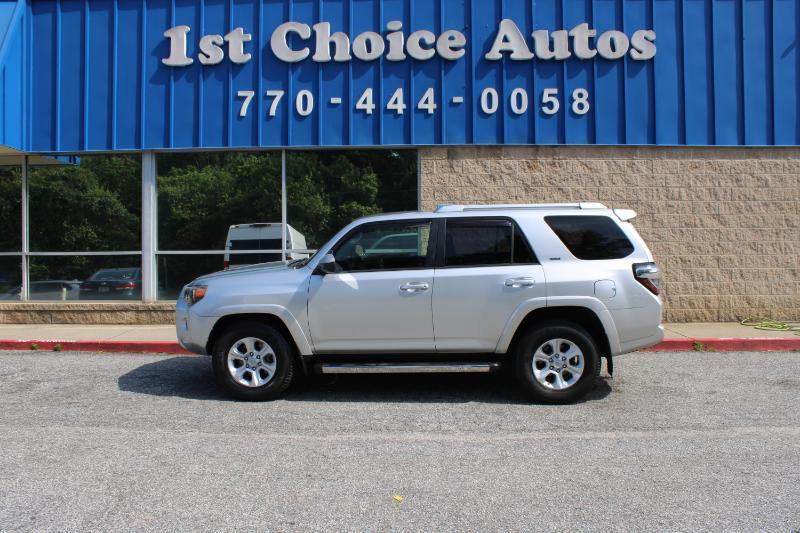 Toyota 4Runner RWD 4dr V6 SR5 (Natl) 2015