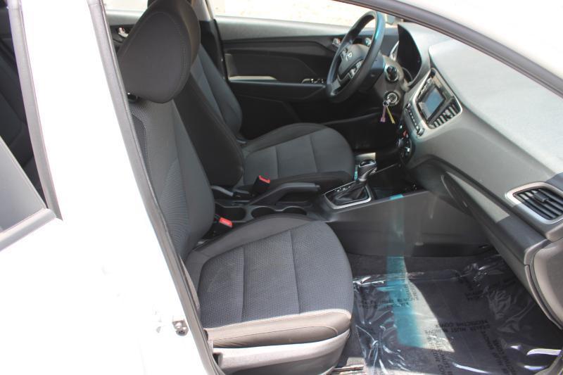 Hyundai Accent SE Sedan IVT 2020