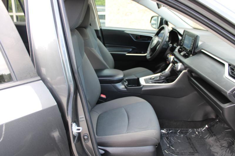 Toyota RAV4 Hybrid LE AWD (Natl) 2022