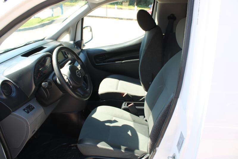 Nissan NV200 Compact Cargo I4 SV 2017