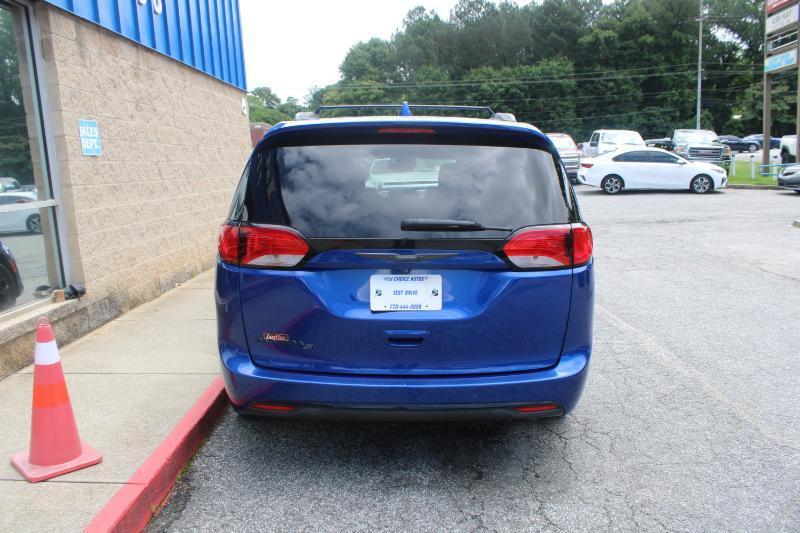 Chrysler Pacifica Touring L FWD 2019