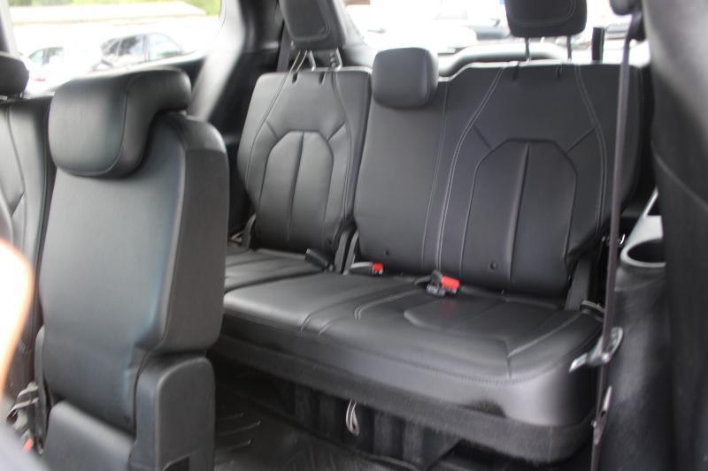 Chrysler Pacifica Touring L FWD 2019