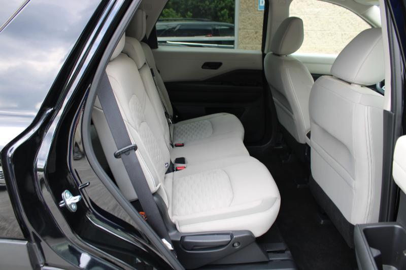 Nissan Pathfinder SV 2WD 2023