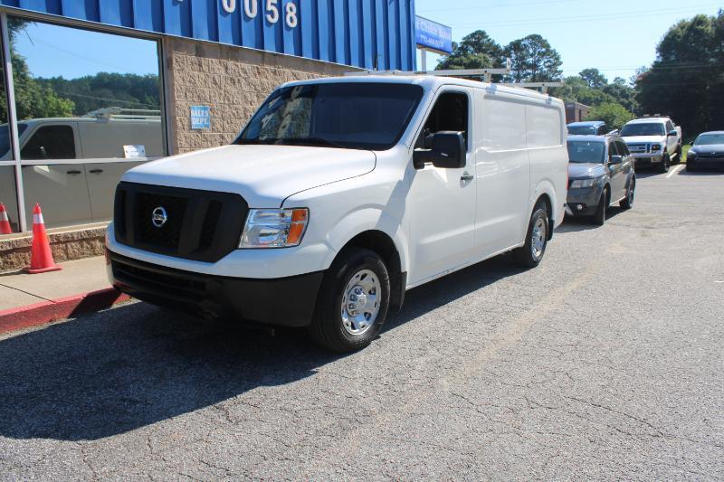 Nissan NV Cargo NV2500 HD Standard Roof V6 SV 2021