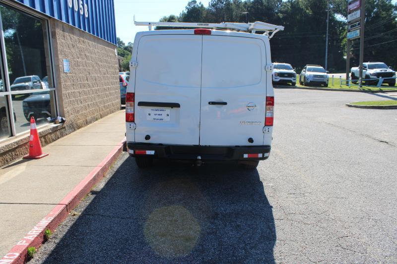 Nissan NV Cargo NV2500 HD Standard Roof V6 SV 2021