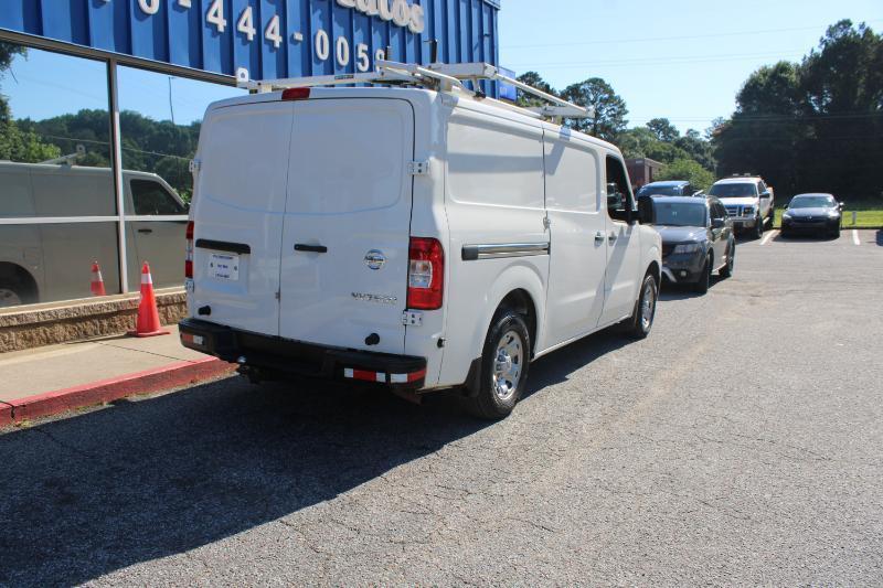 Nissan NV Cargo NV2500 HD Standard Roof V6 SV 2021
