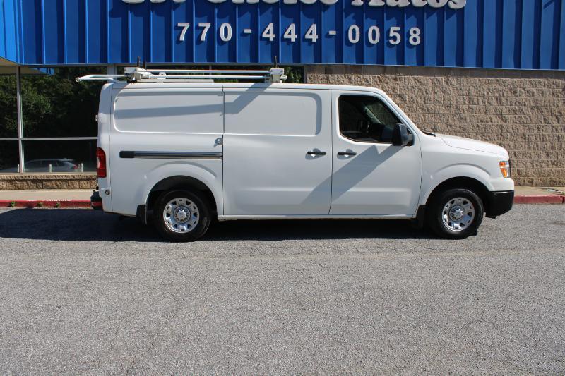 Nissan NV Cargo NV2500 HD Standard Roof V6 SV 2021