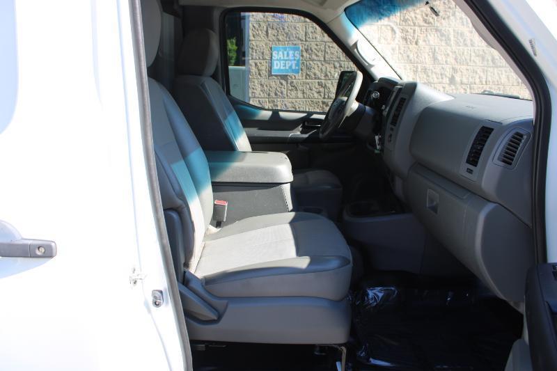 Nissan NV Cargo NV2500 HD Standard Roof V6 SV 2021