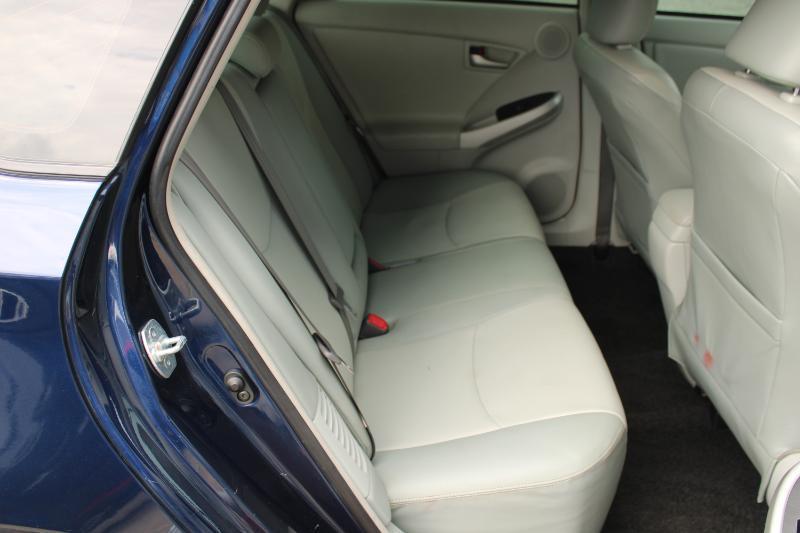 Toyota Prius 5dr HB Four (Natl) 2015