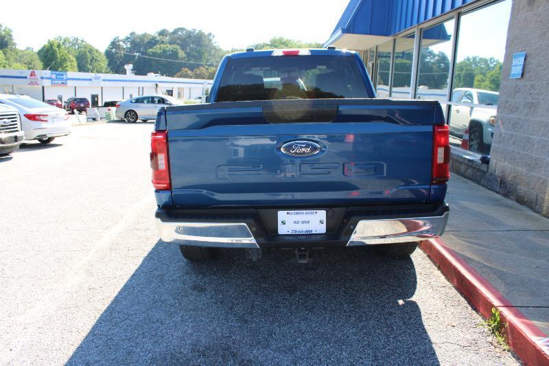 Ford F-150 XLT 2WD SuperCab 8' Box 2022