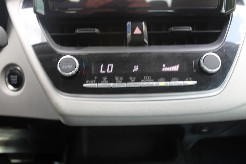 Toyota Corolla LE CVT (Natl) 2025