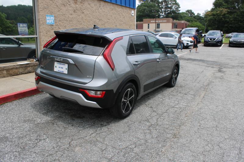 Kia Niro LX FWD 2023