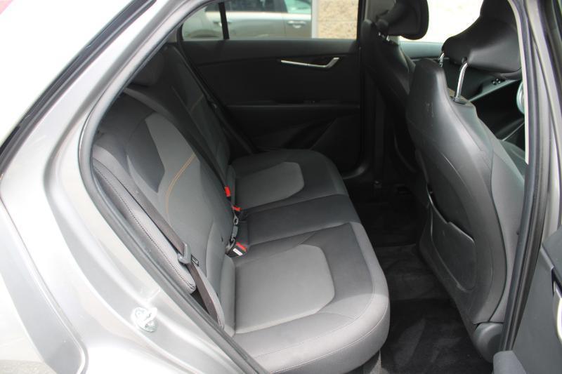 Kia Niro LX FWD 2023