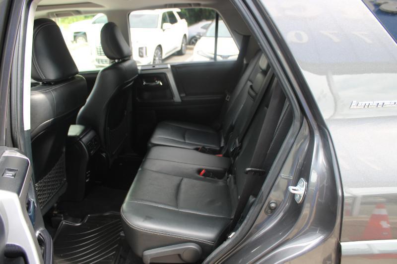 Toyota 4Runner 4WD 4dr V6 Limited (Natl) 2016