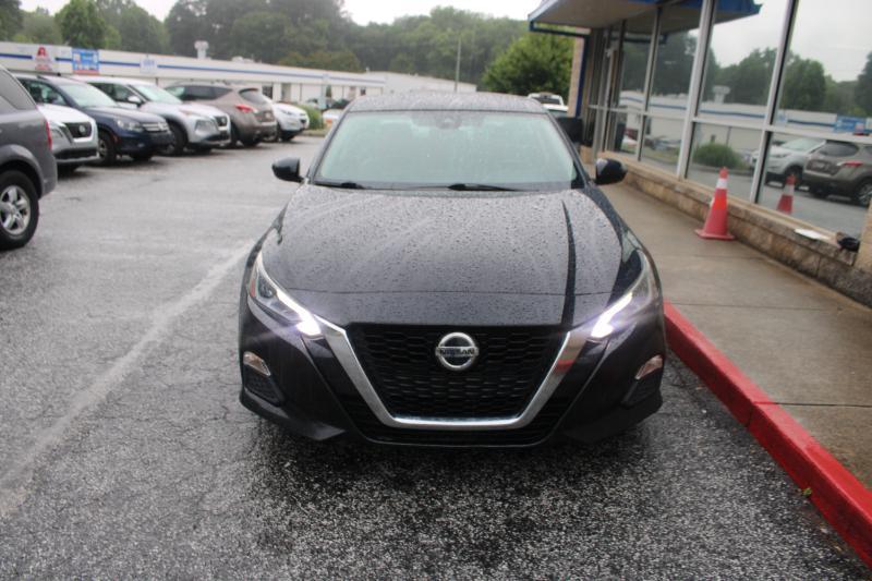 Nissan Altima 2.5 SR Sedan 2022