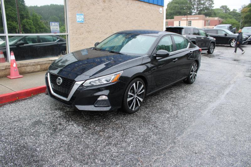 Nissan Altima 2.5 SR Sedan 2022