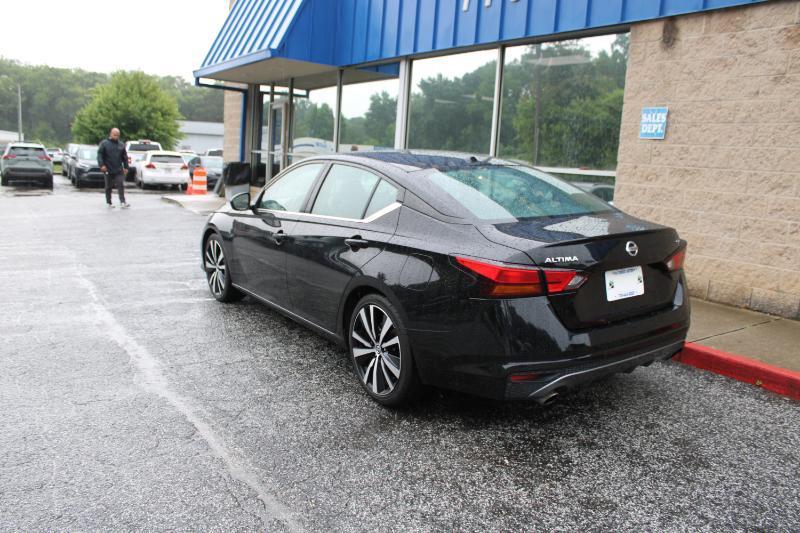 Nissan Altima 2.5 SR Sedan 2022