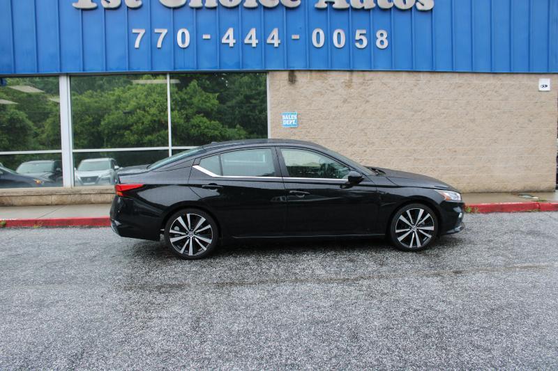 Nissan Altima 2.5 SR Sedan 2022