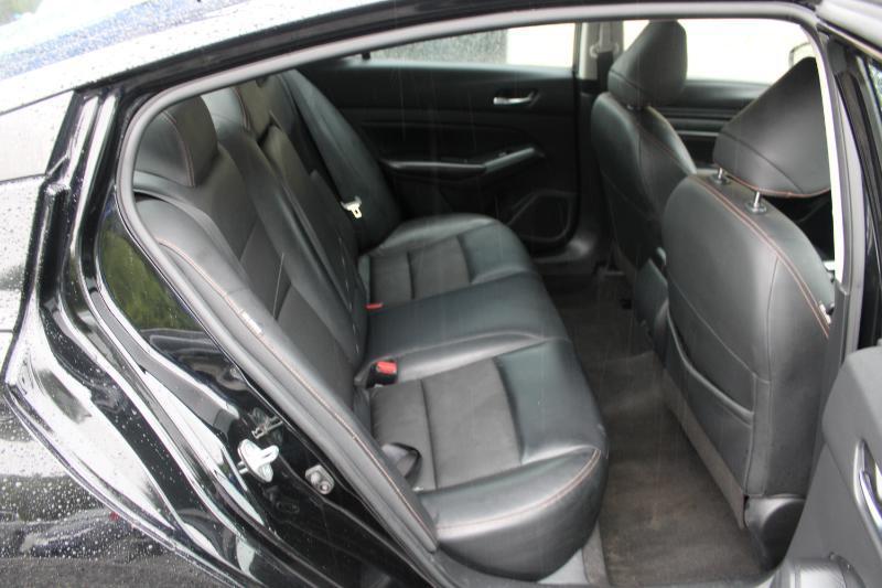 Nissan Altima 2.5 SR Sedan 2022