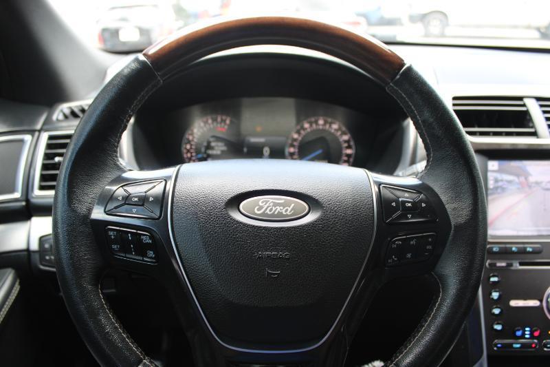 Ford Explorer Platinum 4WD 2018