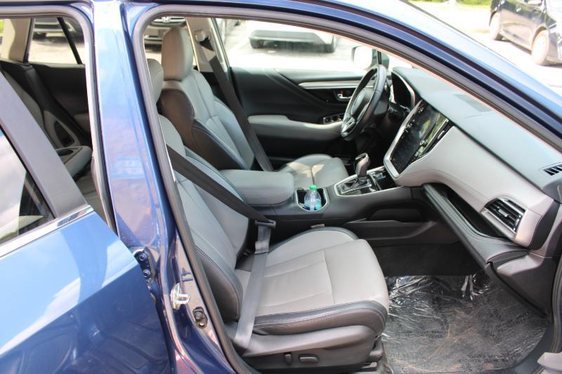 Subaru Outback Limited CVT 2021