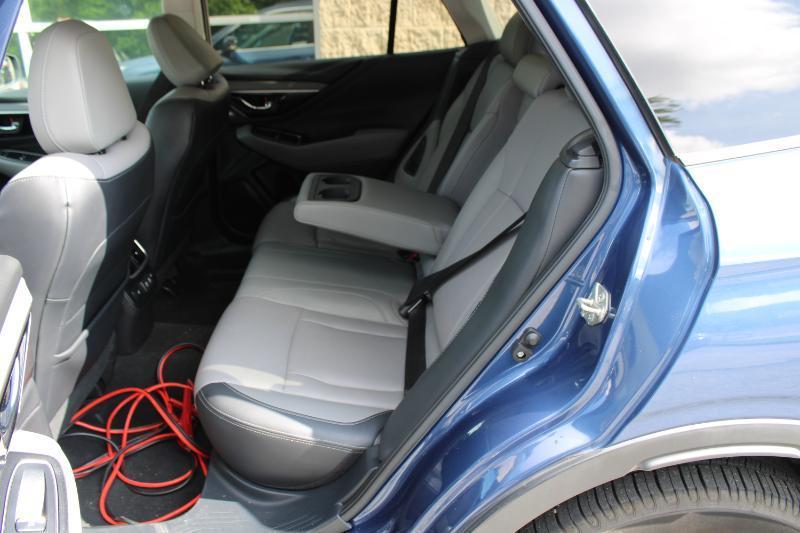 Subaru Outback Limited CVT 2021