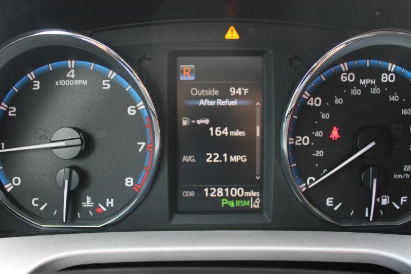 Toyota RAV4 Limited AWD (Natl) 2017
