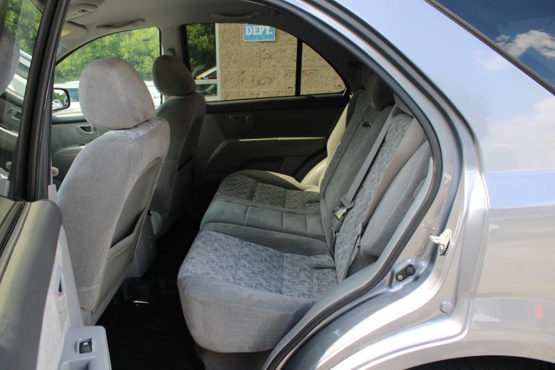 Kia Sorento 2WD 4dr LX Base 2008
