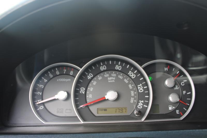 Kia Sorento 2WD 4dr LX Base 2008