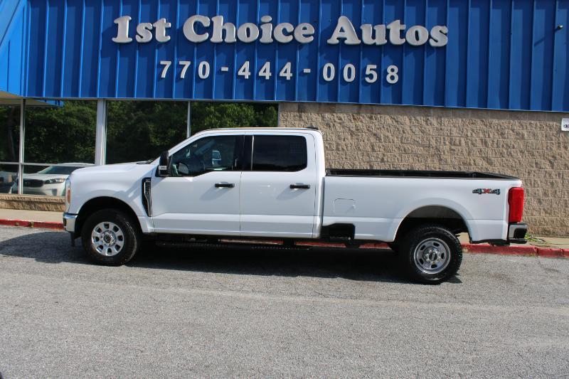 Ford Super Duty F-250 SRW XLT 4WD Crew Cab 8' Box 2023