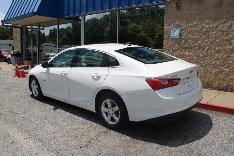 Chevrolet Malibu 4dr Sdn LS w/1FL 2023