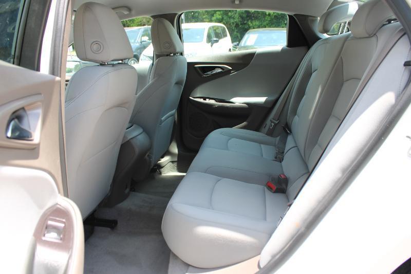 Chevrolet Malibu 4dr Sdn LS w/1FL 2023
