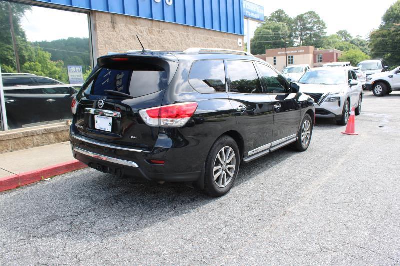 Nissan Pathfinder 2WD 4dr SL 2016