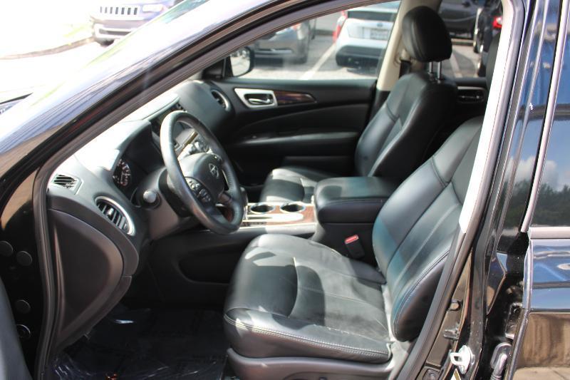 Nissan Pathfinder 2WD 4dr SL 2016
